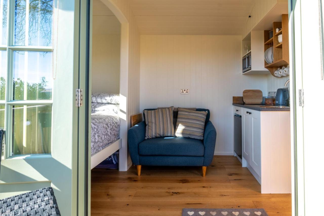 Scalderskew Shepherds Hut Gosforth  ภายนอก รูปภาพ